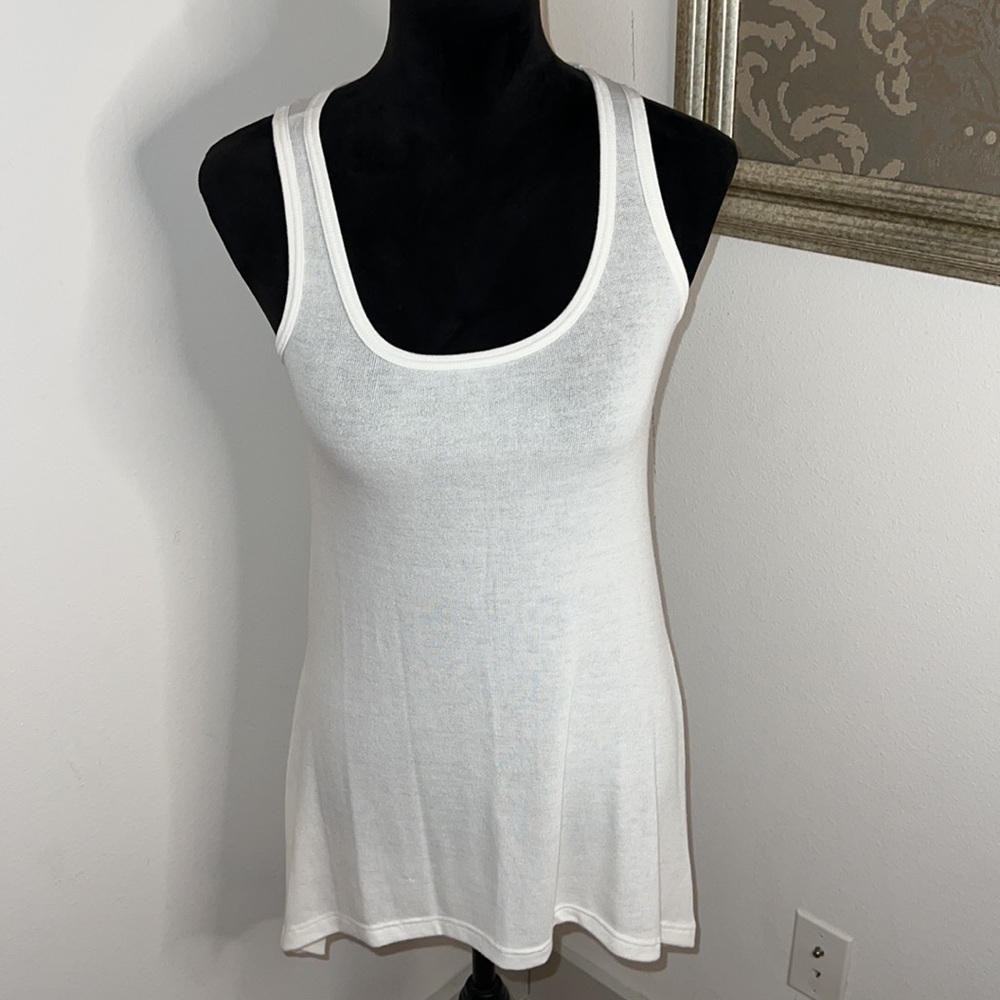 Go Couture Vintage edition Sz S white swing long tank t shirt